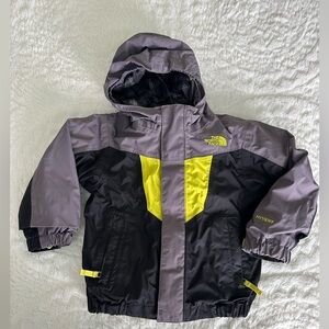Like New! The North Face Triclimate (3 in 1) Coat. Toddler Boys size 3T